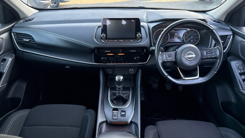 Nissan Qashqai 1.3 DiG-T MH Acenta Premium 5dr Petrol Hatchback